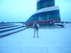 SSG Davis at the Tomb of the Unknown Soldier in Baghdad